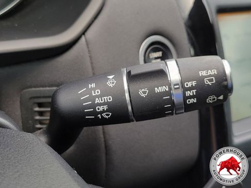 Used 2020 Land Rover Discovery SE AWD/4WD image 34