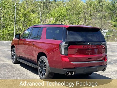 Used 2025 Chevrolet Suburban RST AWD/4WD image 6