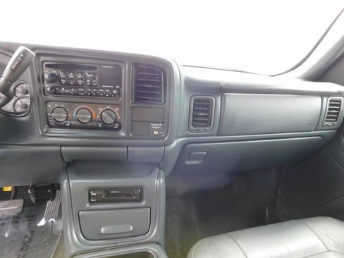 Used 2000 Chevrolet Silverado 1500 LT image 7