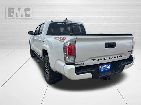 Used 2022 Toyota Tacoma TRD Sport w/ Black Out Package (TMS) AWD/4WD image 4