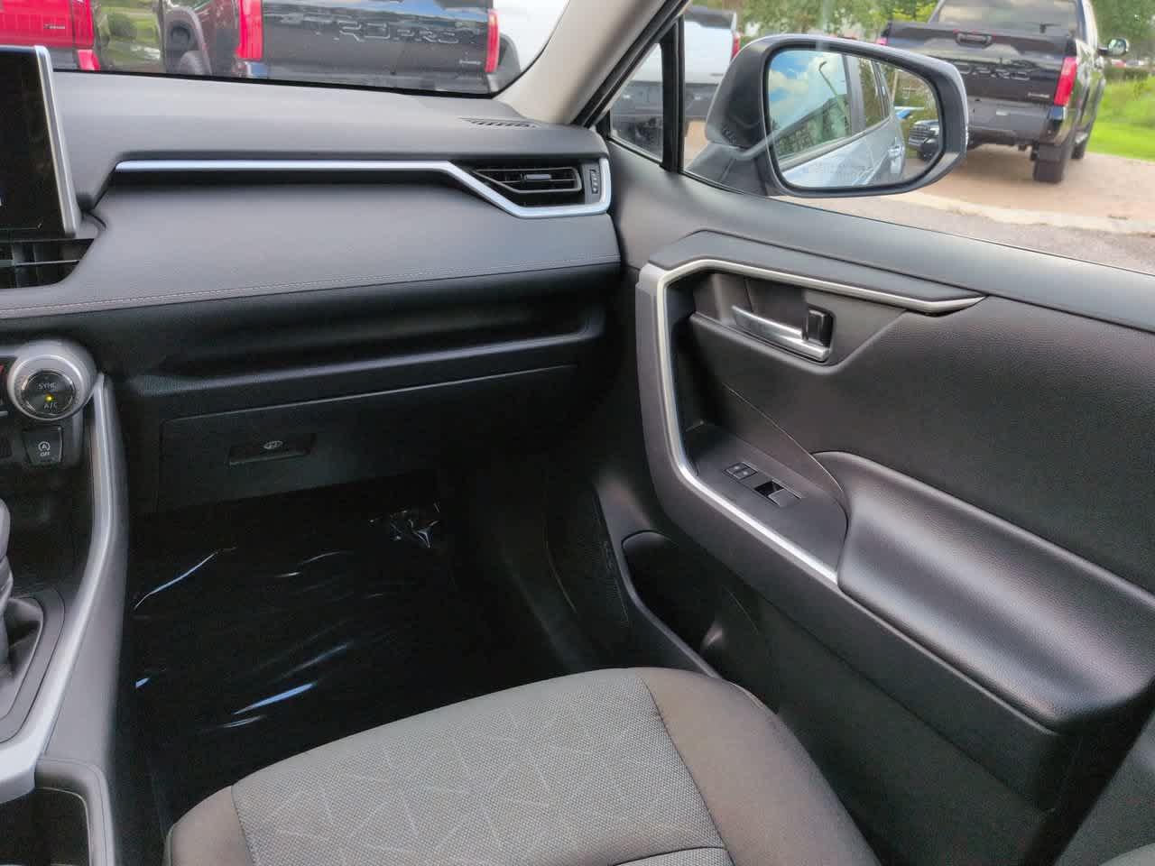 Certified 2025 Toyota RAV4 XLE FWD image 16