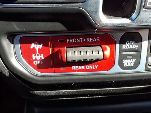 Certified 2023 Jeep Wrangler Unlimited Rubicon image 24