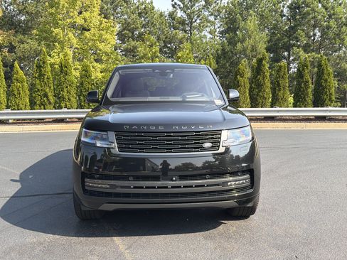 Used 2023 Land Rover Range Rover Long Wheelbase First Edition AWD/4WD image 13