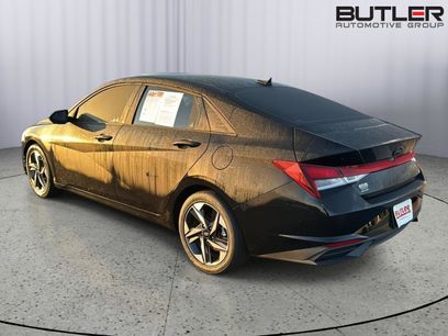 Used 2023 Hyundai Elantra SEL w/ Convenience Package