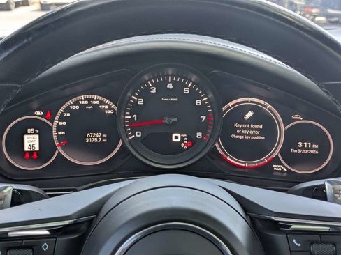Used 2022 Porsche Panamera RWD image 52
