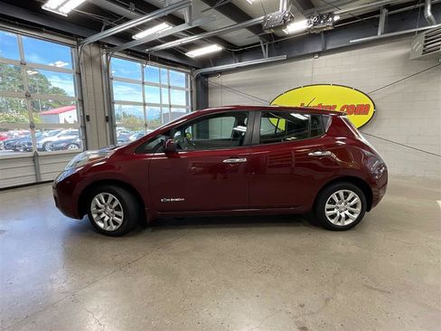 Used 2016 Nissan Leaf S w/ Charger Package FWD image 2