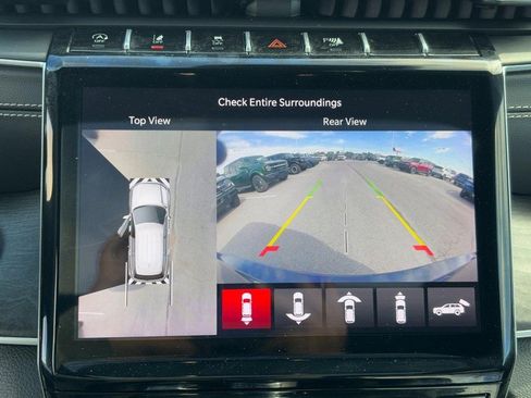 Used 2024 Jeep Grand Cherokee L Limited w/ Luxury Tech Group II image 22