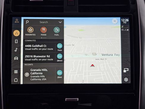 Used 2024 Land Rover Discovery Dynamic SE image 27