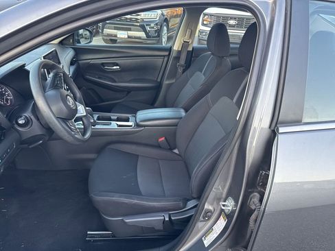 Used 2024 Nissan Sentra SV image 11