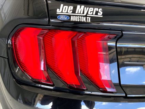 Used 2022 Ford Mustang Coupe w/ Equipment Group 101A RWD image 28