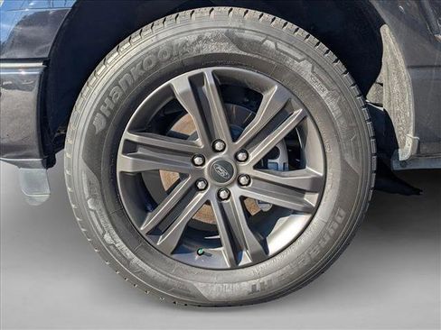 Used 2022 Ford F150 Lariat image 19