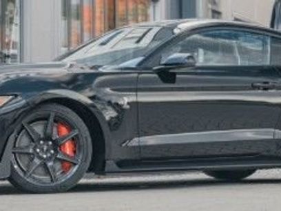 Used 2021 Ford Mustang Shelby GT500 w/ Carbon Fiber Track Pack