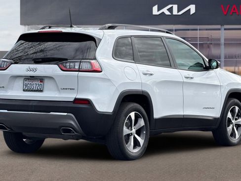 Used 2022 Jeep Cherokee Limited image 4