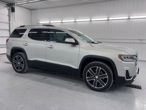 Used 2020 GMC Acadia SLT w/ Driver Alert Package II FWD image 14