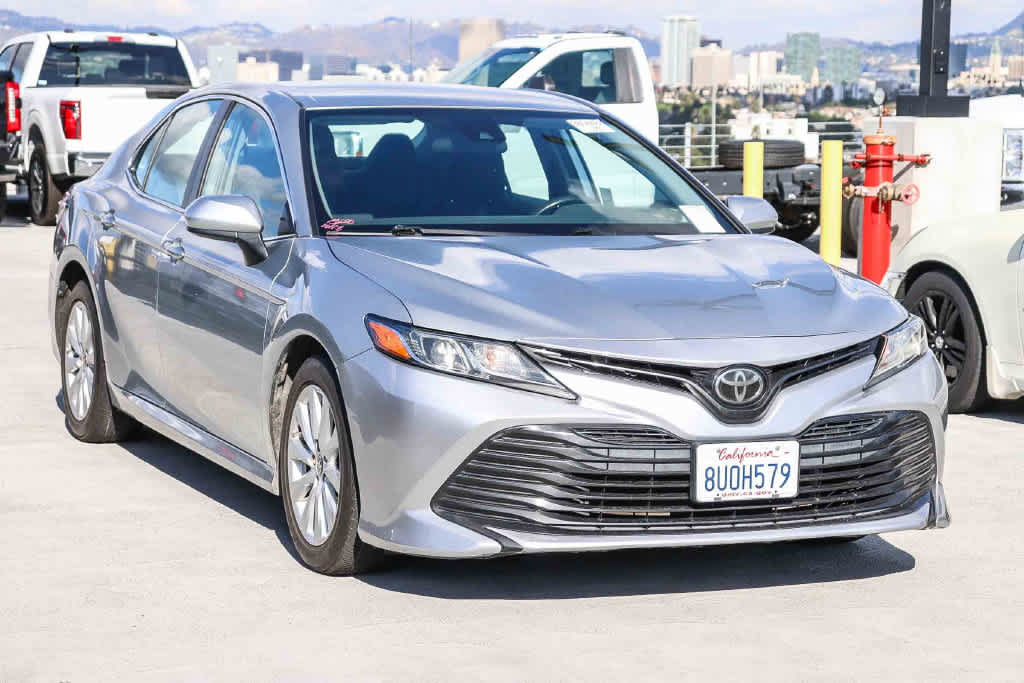 Used 2020 Toyota Camry LE w/ Carpet Mat Package FWD image 3