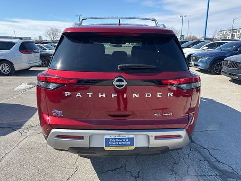 Used 2022 Nissan Pathfinder SL image 5