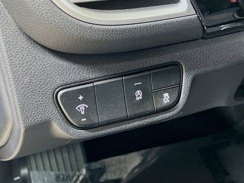 Certified 2025 Kia Seltos S image 10