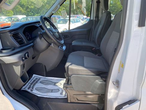 Used 2023 Ford Transit 350 XLT image 12