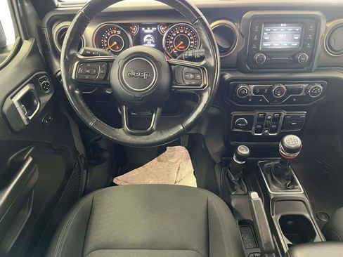 Used 2019 Jeep Wrangler Unlimited Sport S image 13