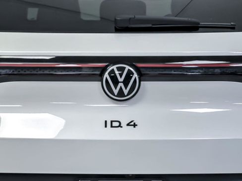 New 2026 Volkswagen ID.4 Pro S image 25