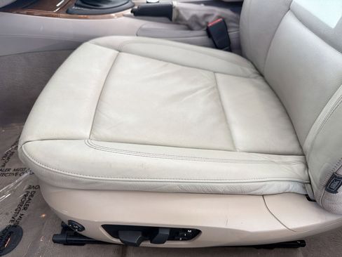 Used 2008 BMW 128i Convertible RWD image 14