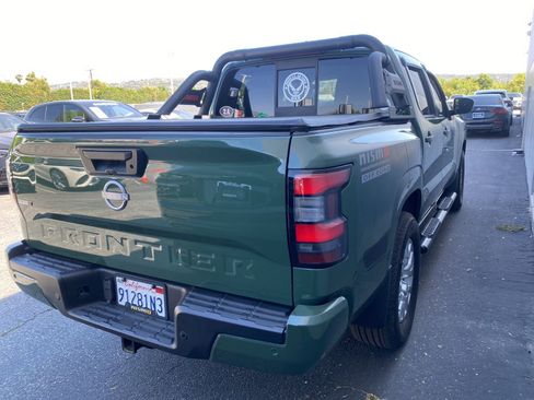 Used 2022 Nissan Frontier SV RWD image 3