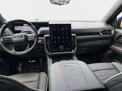 New 2026 GMC Yukon XL AT4 Ultimate AWD/4WD image 15