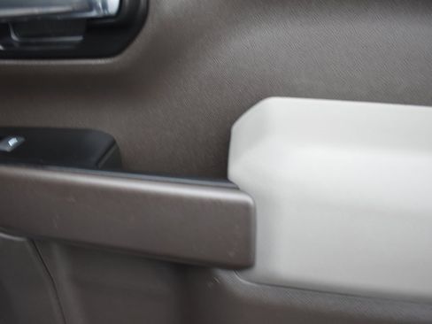 Used 2019 Chevrolet Silverado 1500 LT w/ All-Star Edition image 12