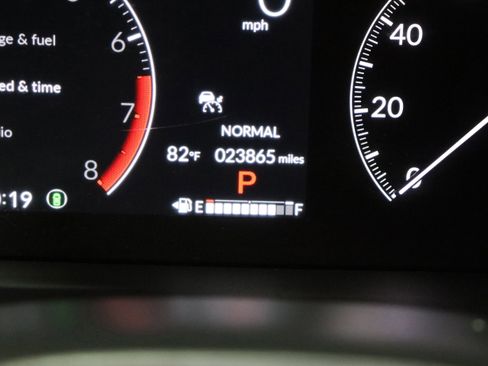 Used 2025 Honda Pilot Touring image 44