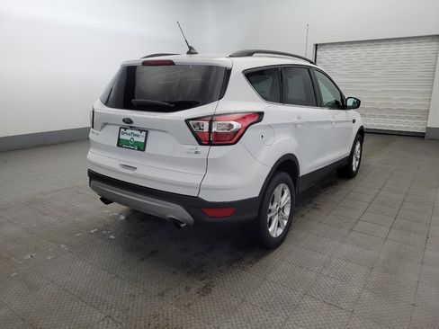 Used 2018 Ford Escape SE w/ SE Sync 3 Package image 9