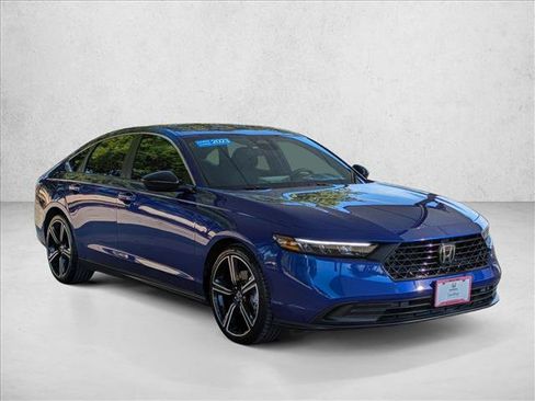 Certified 2023 Honda Accord Sport image 3