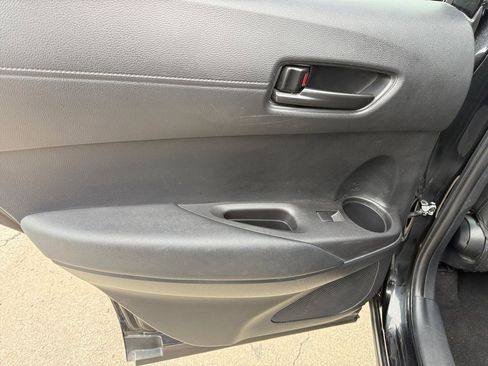 Certified 2024 Toyota Corolla Cross LE image 25