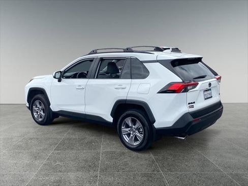 Certified 2025 Toyota RAV4 XLE FWD image 3