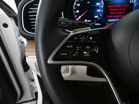 Certified 2025 Mercedes-Benz GLE 450e 4MATIC image 10