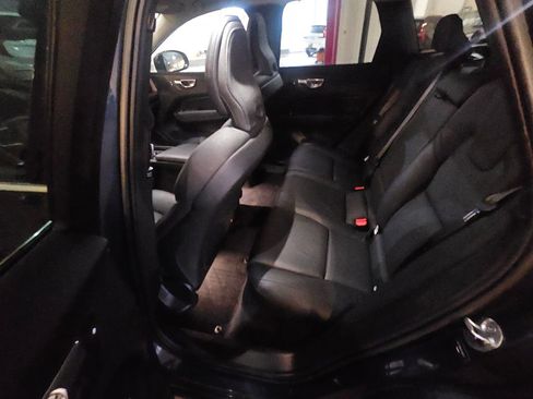 Certified 2023 Volvo XC60 B5 Plus AWD/4WD image 14
