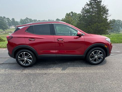 Used 2021 Buick Encore GX Essence w/ Advanced Technology Package AWD/4WD image 39