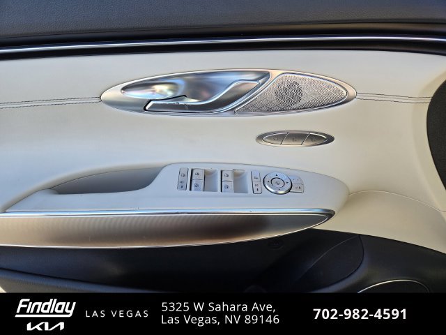 Used 2023 Genesis GV70 2.5T w/ Select Package AWD/4WD image 23