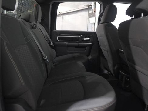 Used 2025 RAM 2500 Big Horn AWD/4WD image 35