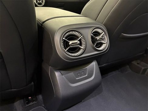 Used 2024 Chevrolet Blazer EV LT image 19