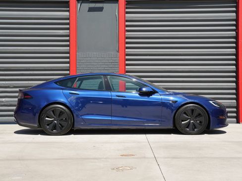 Used 2022 Tesla Model S AWD/4WD image 7