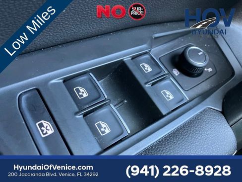 Used 2024 Volkswagen Tiguan SE R-Line FWD image 21