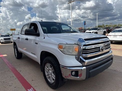 Used 2016 Toyota Tundra SR5 w/ SR5 Upgrade Package image 14