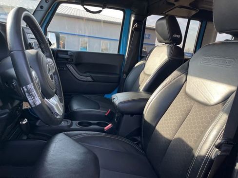 Used 2017 Jeep Wrangler Unlimited Sport image 11