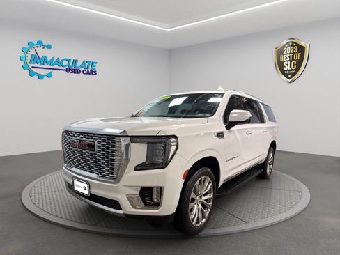 Used 2022 GMC Yukon XL Denali image 1