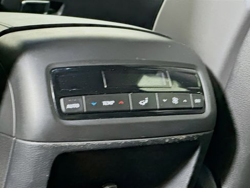 Used 2025 Hyundai Palisade SEL image 27