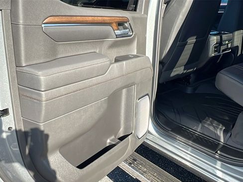 New 2026 Chevrolet Silverado 1500 High Country image 17