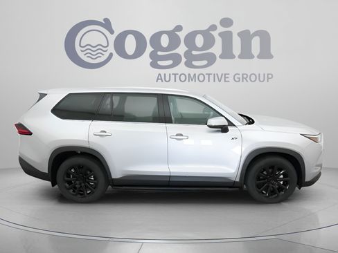 New 2026 Toyota Grand Highlander AWD image 21