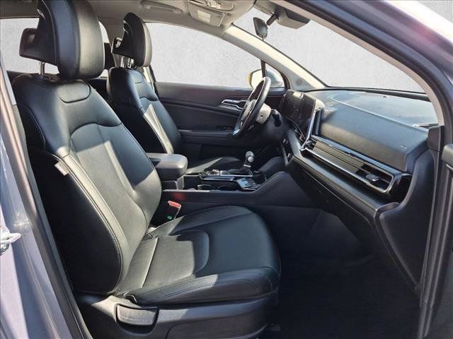 Used 2023 Kia Sportage EX FWD image 21