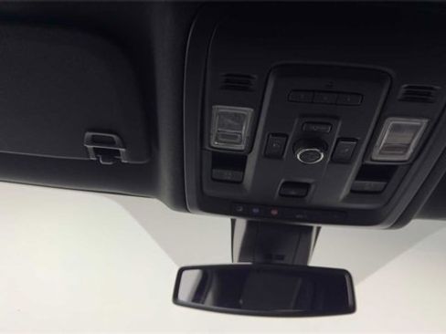 Used 2021 GMC Yukon SLT w/ SLT Luxury Plus Package image 22