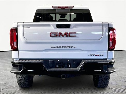 Used 2024 GMC Sierra 1500 AT4X image 5